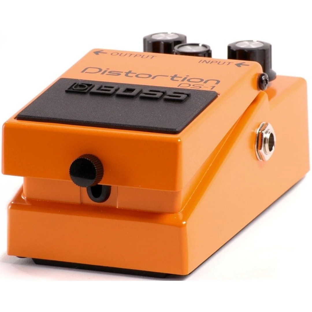 Педаль эффектов Boss DS-1 Distortion
