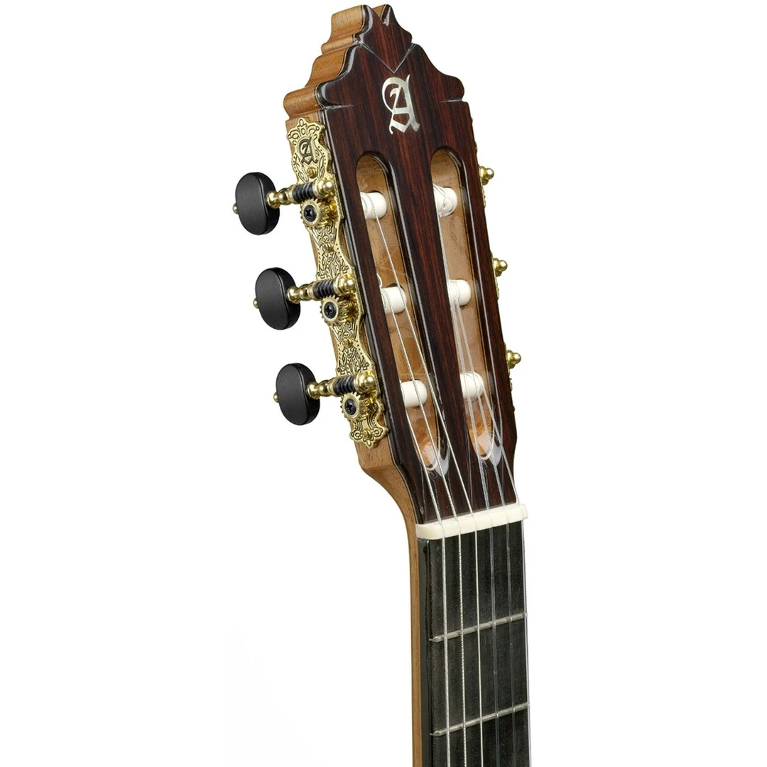 Классическая гитара Alhambra 9P A