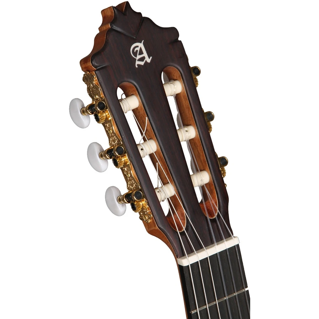 Классическая гитара Alhambra 5Fp OP Pinana