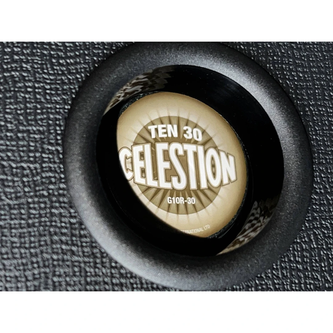 Гитарный кабинет Belcat G-410