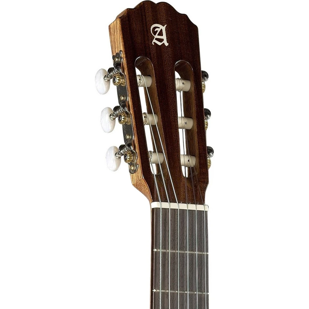 Классическая гитара Alhambra 1C HT 3/4