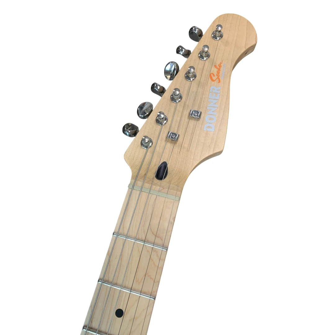 Электрогитара Donner DST-152 / EC1415