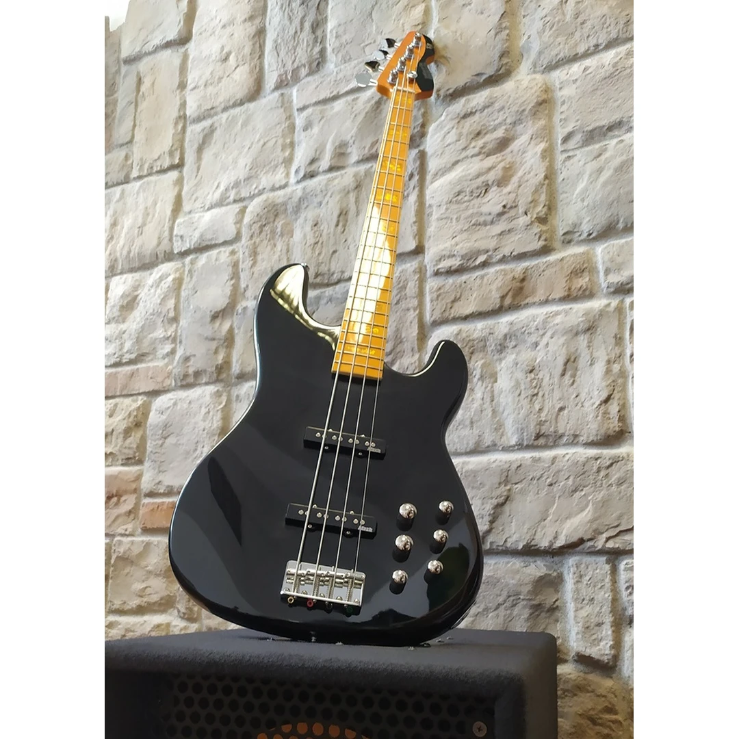 Бас-гитара Markbass MB GV 4 Gloxy Val Black CR MP