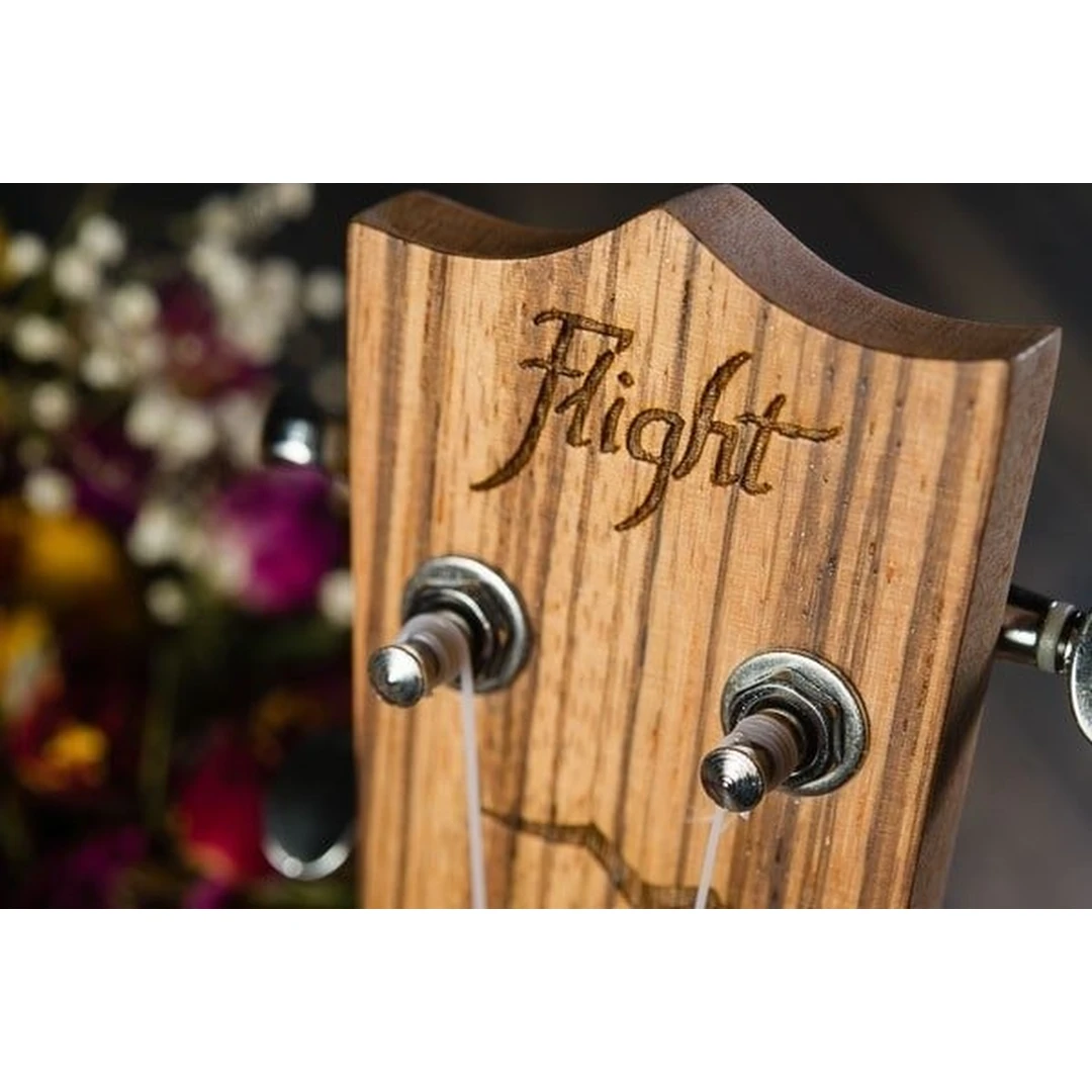 Укулеле Flight DUC 325 SP/ZEB