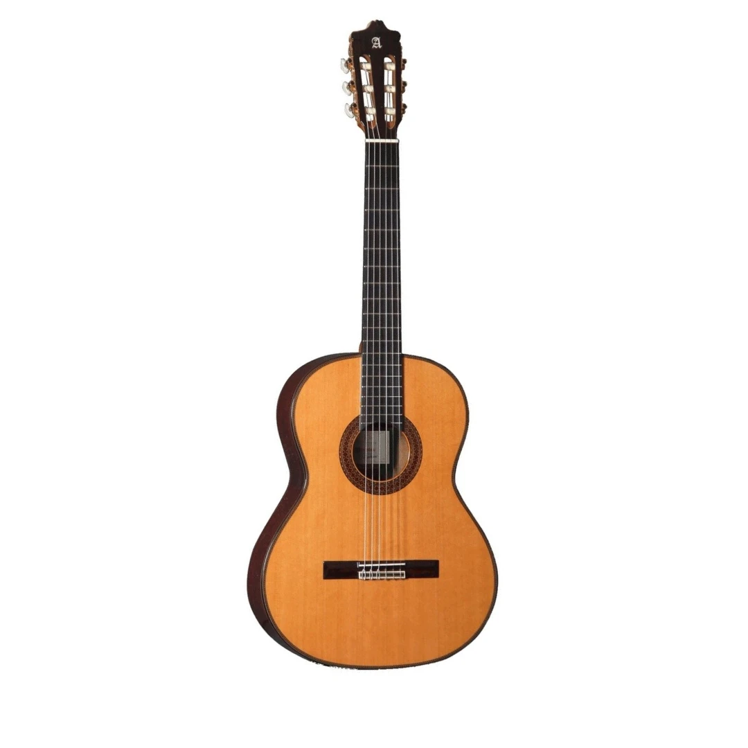 Классическая гитара Alhambra 7C