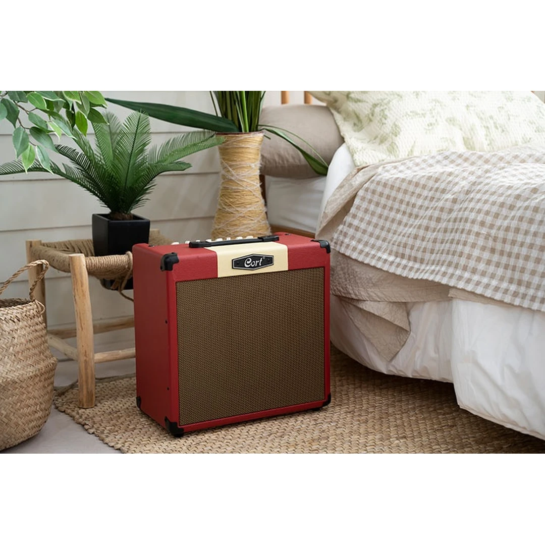 Комбоусилитель Cort CM30R DR