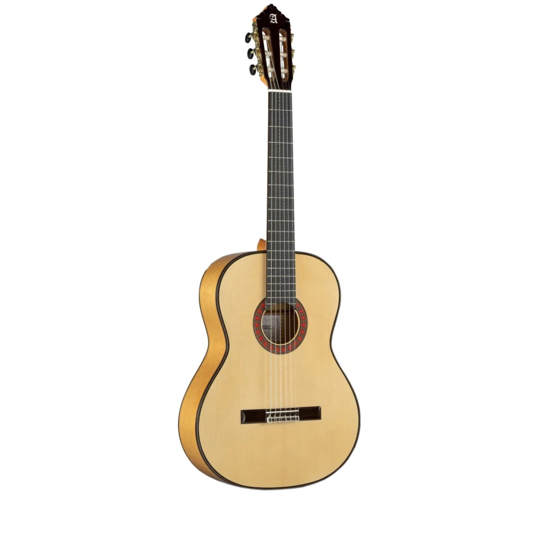 Классическая гитара Alhambra 10 Fc