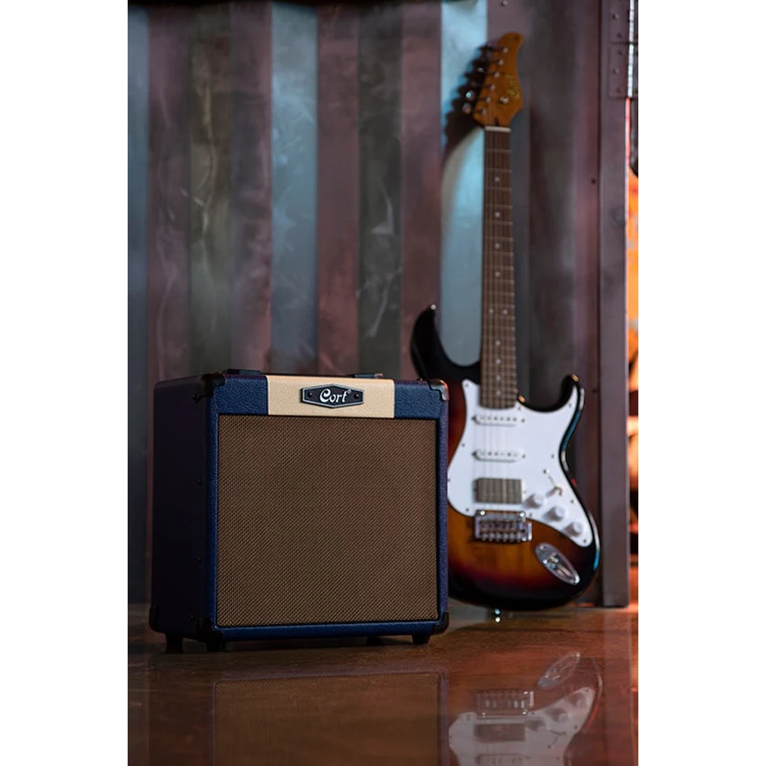 Комбоусилитель Cort CM15R DB