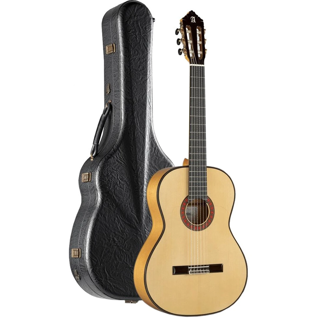 Классическая гитара Alhambra 10 Fc