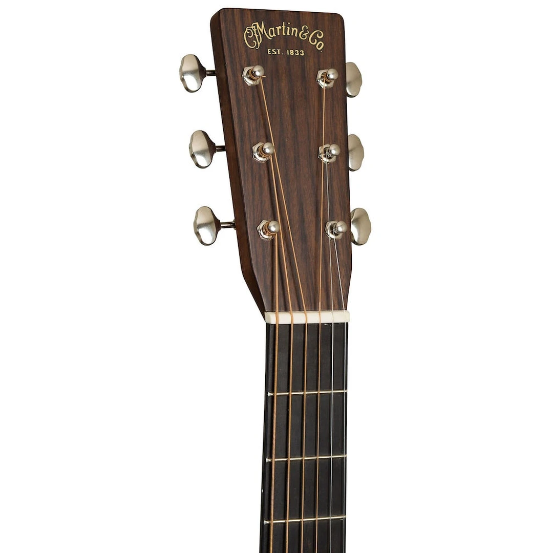 Акустическая гитара Martin D-28 Standard Series