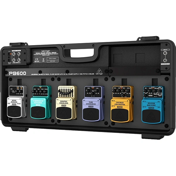 Кейс для педалей Behringer PB600